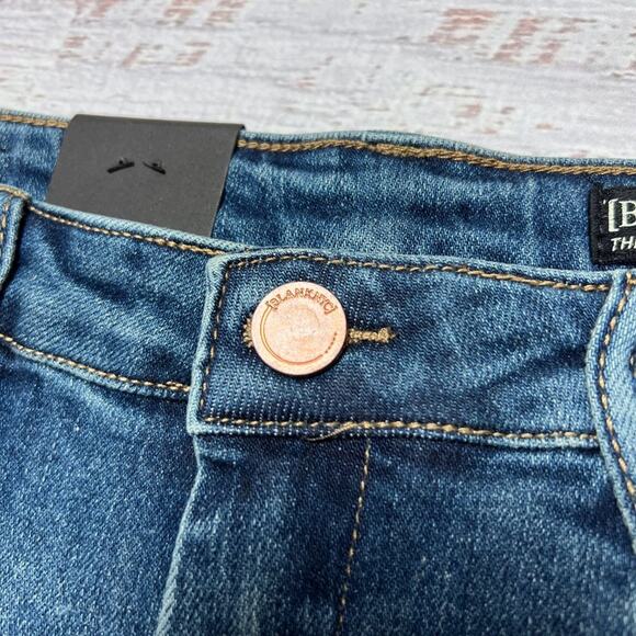 NWT Blank NYC Fulton Roll Up Jean Short Women 25 Dress Down Party Blue Denim NEW - Picture 8 of 14